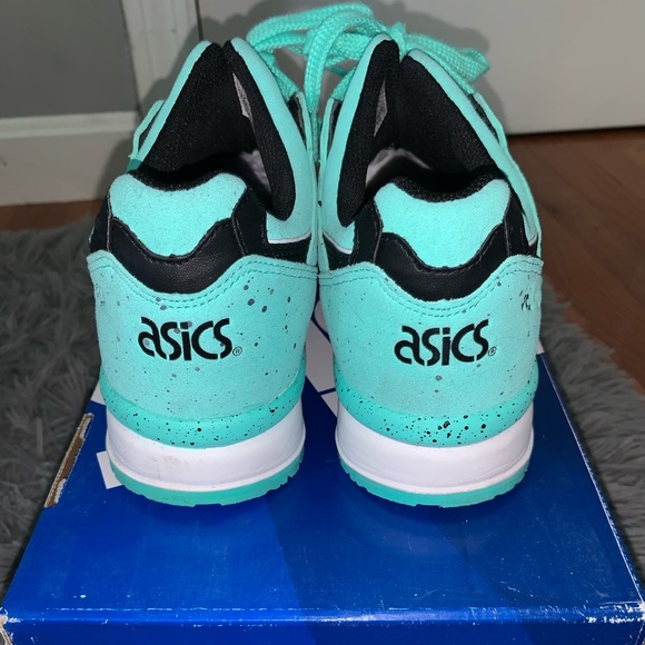 Mint ASICS sneakers - Picture 5 of 6